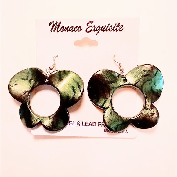 Monaco Exquisite Acrylic Green and Black Butterfly Snake Dangle Print Earrings - Picture 1 of 2